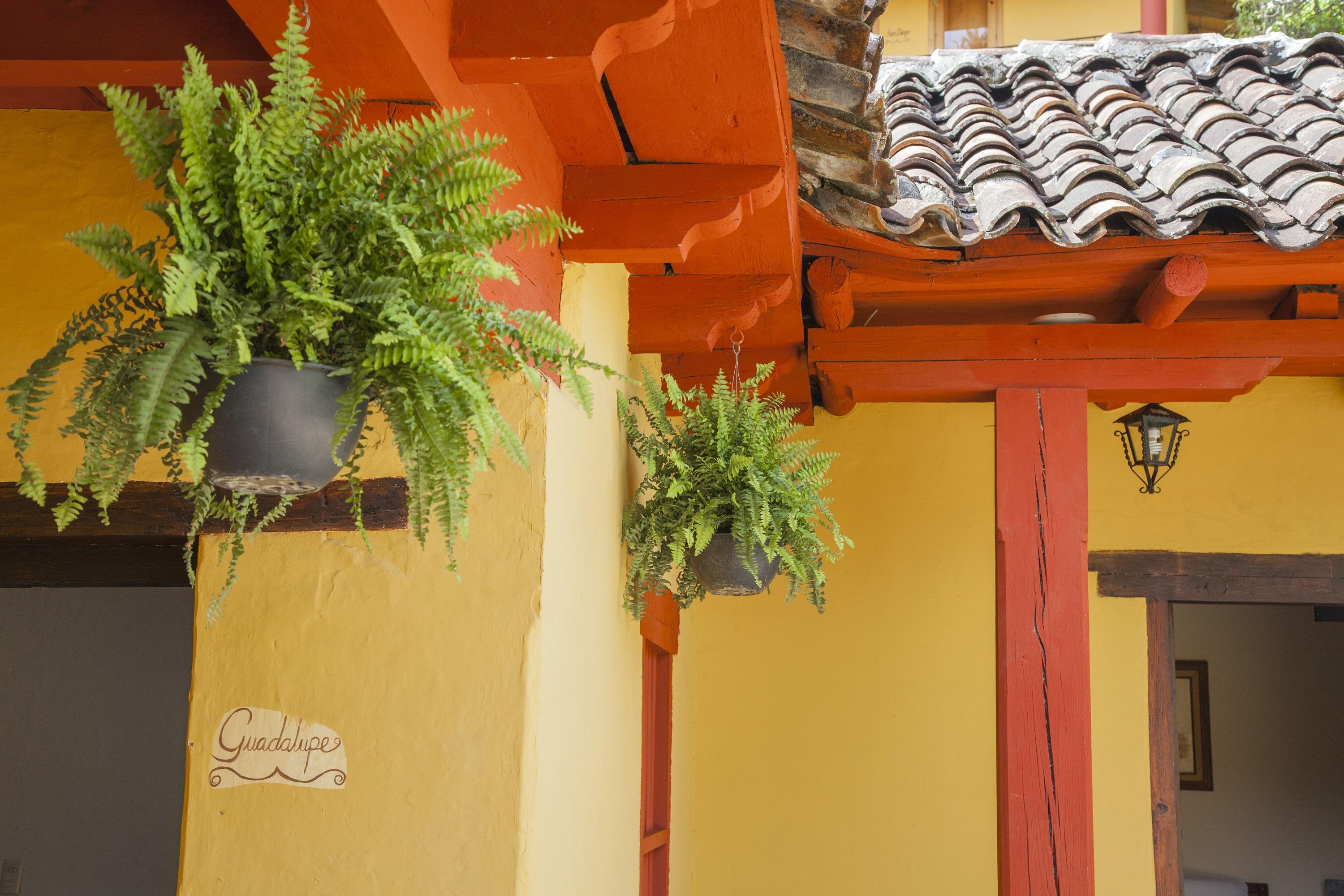 Hotel Adobe Y Teja San Cristóbal de Las Casas エクステリア 写真