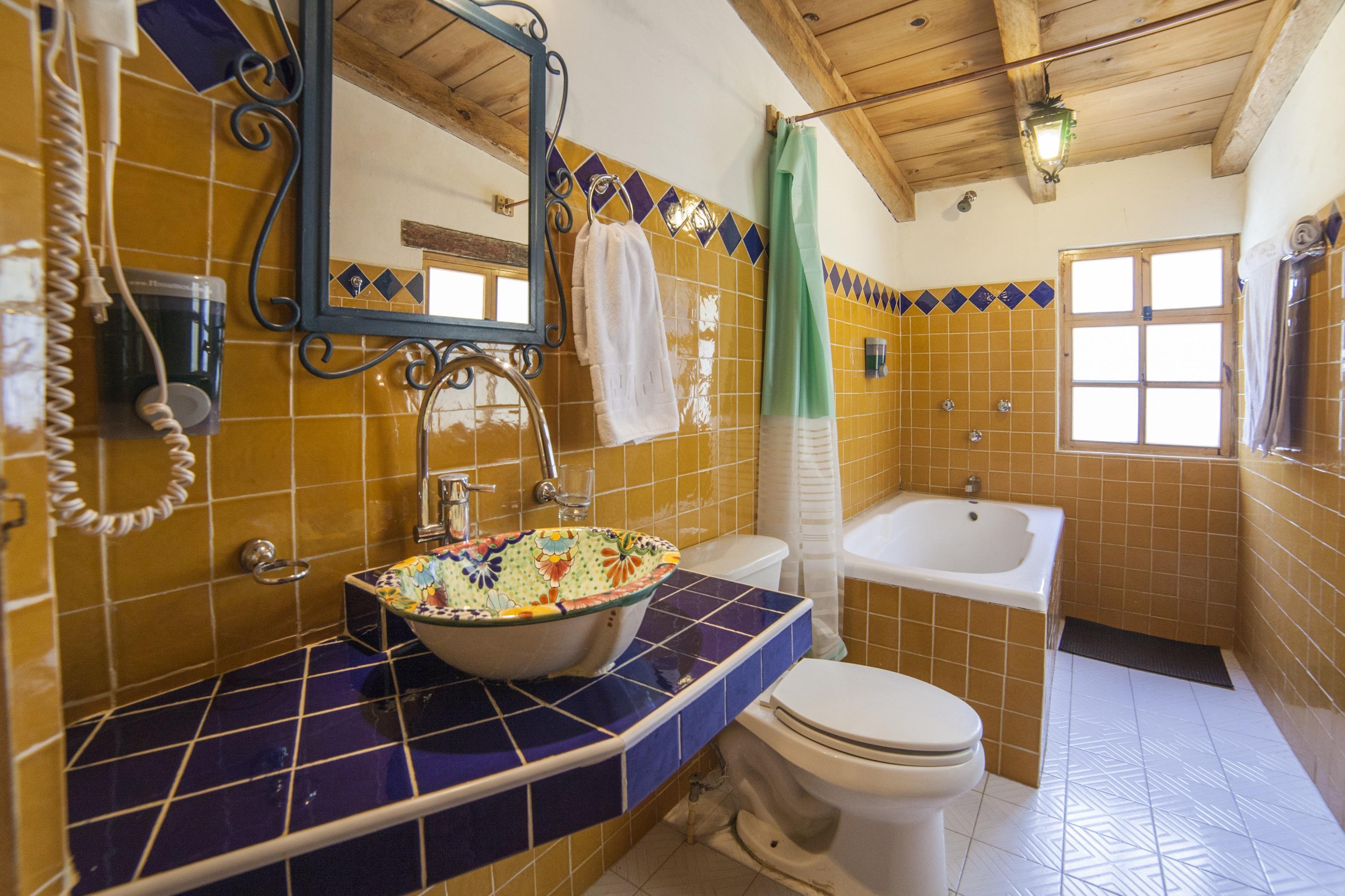 Hotel Adobe Y Teja San Cristóbal de Las Casas エクステリア 写真